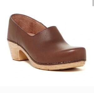 DANSKO Marisol Brandy Brown Full Grain Leather Boho Pump Clogs Size 40 US 9.5-10